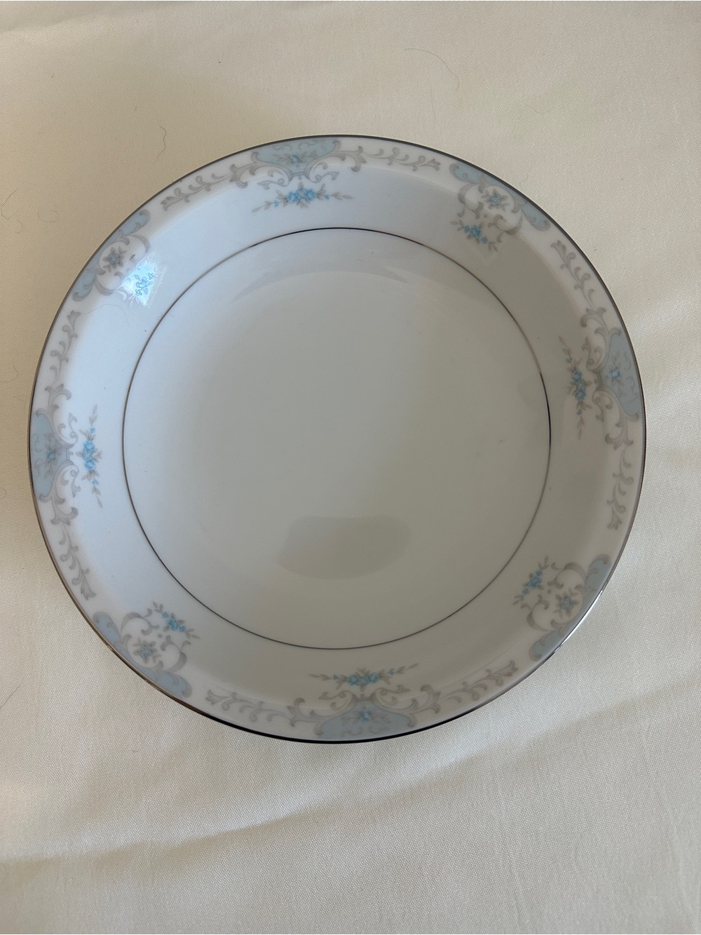 Fashion Royale Heirloom Fine China Bowl 7 1/2”